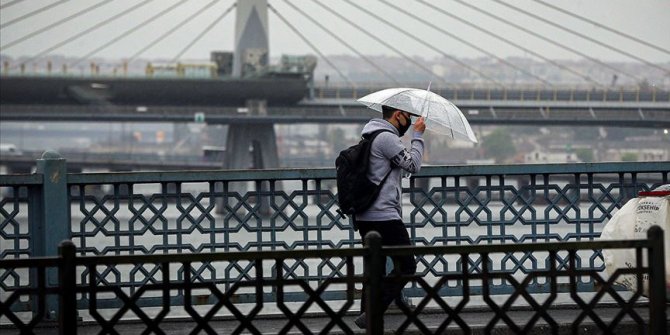 İstanbul'da olumsuz hava şartları etkili oluyor