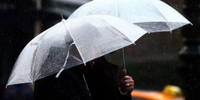 Meteorolojiden sağanak ve fırtına uyarısı