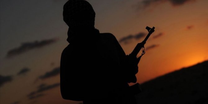 Interpol'ün aradığı 2 DEAŞ'lı Kilis'te yakalandı!