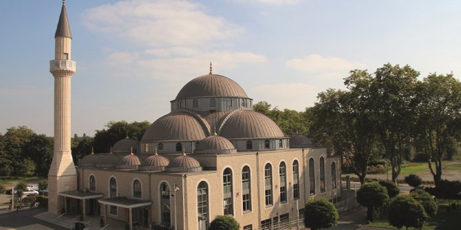 Almanya'da 3 camiye İslamofobik tehdit mektubu