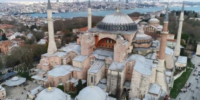 Ayasofya'da okunacak dua Yunanistan'ı rahatsız etti