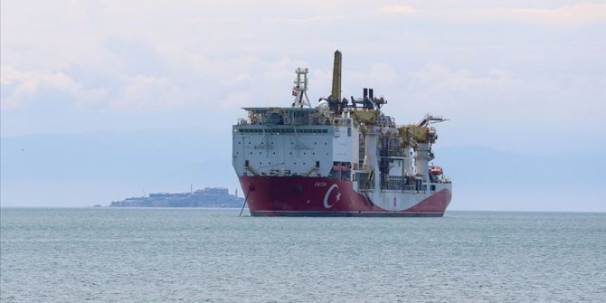 Bakan Dönmez: Libya'da petrol arama faaliyetlerimize 3-4 ay içerisinde başlayabileceğiz