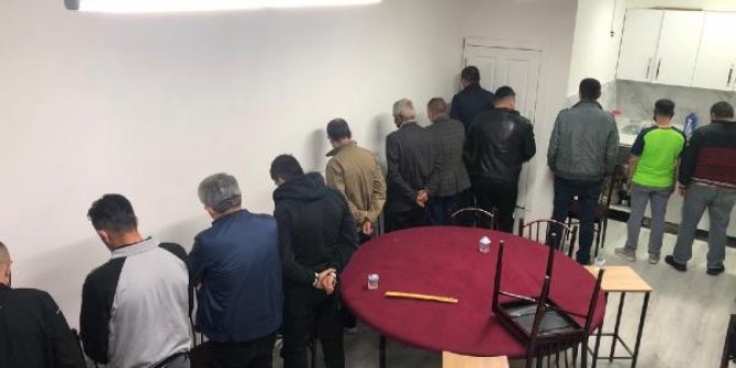 Ankara'da kahvehanede oyun oynayanlara para cezası