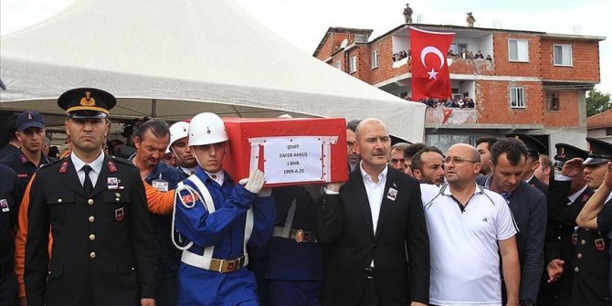 İçişleri Bakanı Soylu: Jandarma Binbaşı Akkuş'un şehit edildiği olayın faili terörist etkisiz hale getirildi