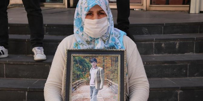 Zümrüt Salim: Oğlum o yol senin yolun değil, devlete teslim ol