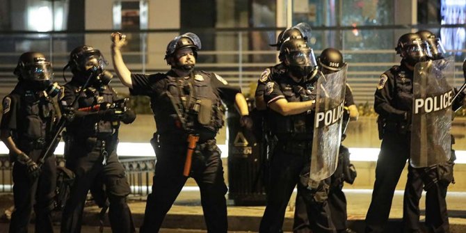 Seattle'da polisin biber gazı yetkisi elinden alındı