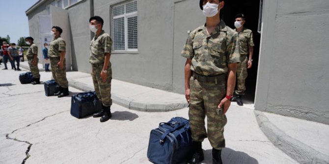 Ankara'da acemi erlerin sevkinde koronavirüs önlemi