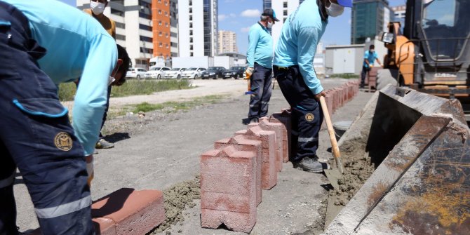 Yenimahalle’nin alt yapı atağı hızla devam ediyor