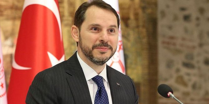 Bakan Albayrak: Türk lirası, döviz ve altın cinsinden tahvillere daha kolay erişebilecek