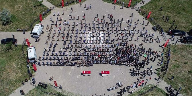 Van'da PKK'lı teröristlerin şehit ettiği işçiler son yolculuklarına uğurlandı