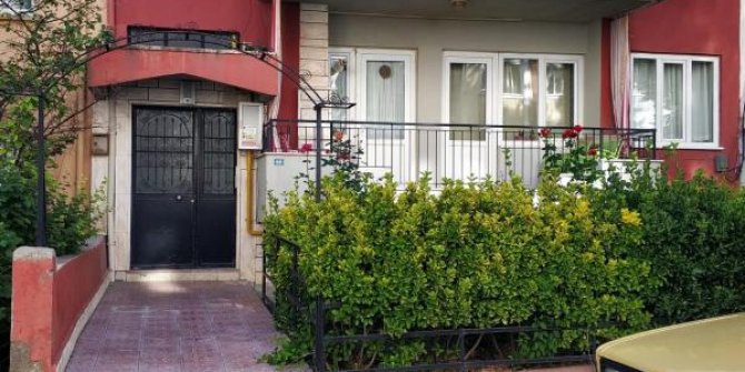 Emekli astsubay evinde ölü bulundu