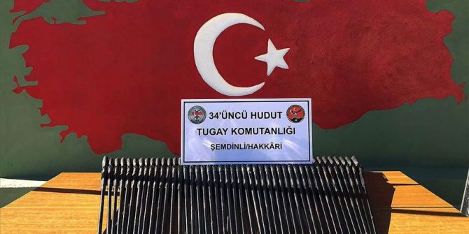 MSB: Sınırda 45 av tüfeği, 2 kilogram esrar ve 400 uyuşturucu hap ele geçirildi