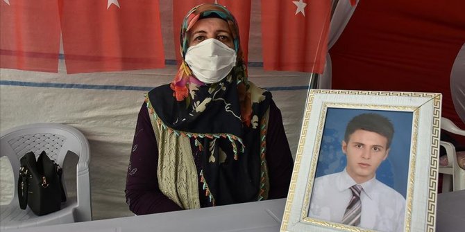 Diyarbakır annelerinden Övünç: Oğlumu HDP'den istiyorum
