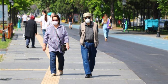 Türkiye'nin koronavirüsle mücadelesinde son 24 saatte yaşananlar