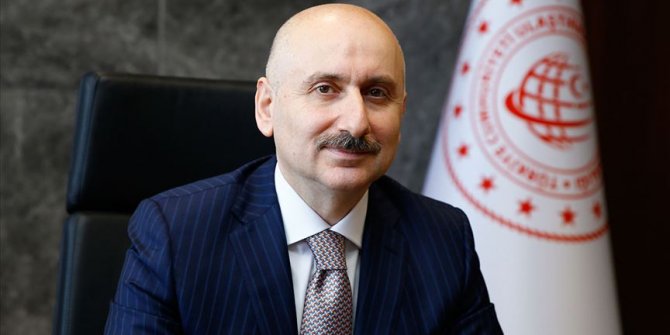 Bakan Karaismailoğlu: Yurt dışı uçuşlar kontrollü başlatıldı