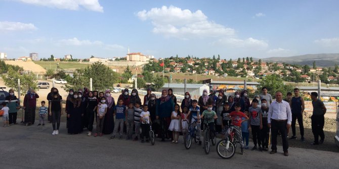 Mamak Yeşilbayırlı mahalleliden park talebi