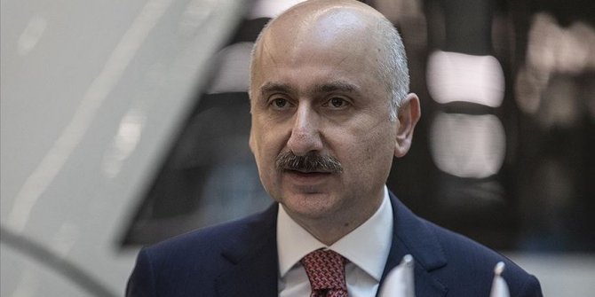 Bakan Karaismailoğlu: Dış hat uçuşları kademeli artırılacak