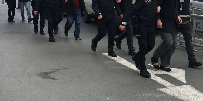 İstanbul'da kaçak ürün satarak devleti vergi kaybına uğratanlara yönelik operasyon: 14 gözaltı