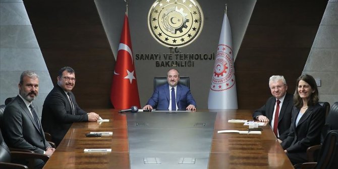 Bakan Varank müjdeyi verdi: Kovid-19'a karşı ilaç ürettik
