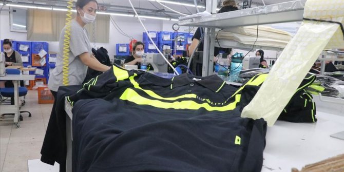 Hollanda polisinin üniforması Türkiye'den