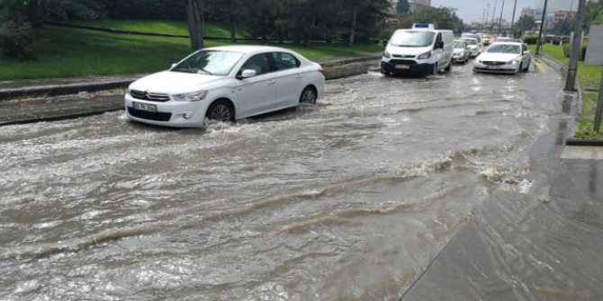 Ankara Valiliği'nden yağış uyarısı; Sel ve su baskınlarına dikkat