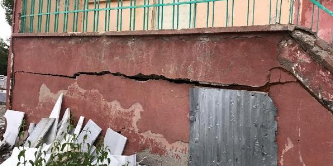 Karlıova'da 5.7 büyüklüğünde deprem