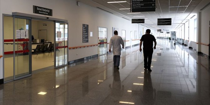 Bakan Koca'dan İstanbul'daki sağlık tesisleri için istihdam müjdesi