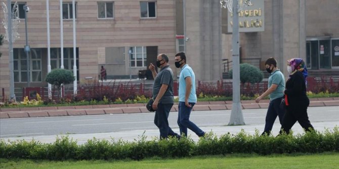 Kayseri'de maskesiz sokağa çıkma yasağı başladı