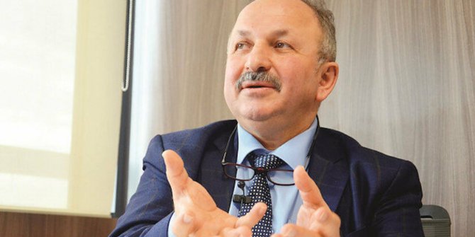 Bilim Kurulu Üyesi Öztürk: Kurallara uymaktan başka hiçbir seçenek yok