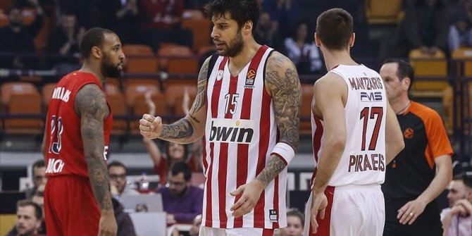 Georgios Printezis bir yıl daha Olympiakos'da