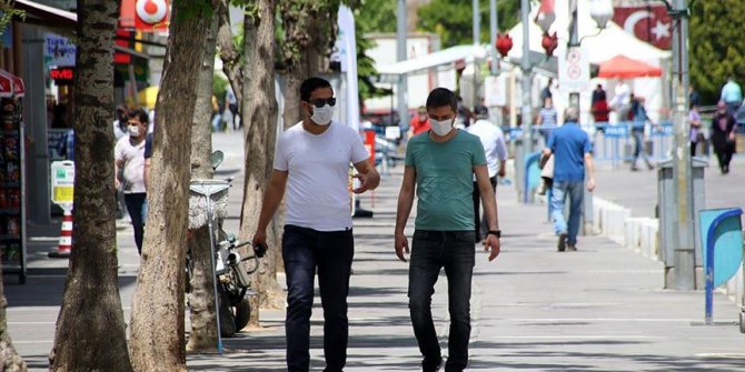 Türkiye'nin koronavirüsle mücadelesinde son 24 saatte yaşananlar