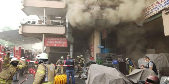 Zeytinburnu'nda işyerinde yangın