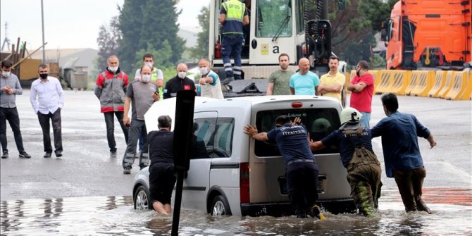 İstanbul'da sağanak etkili oldu