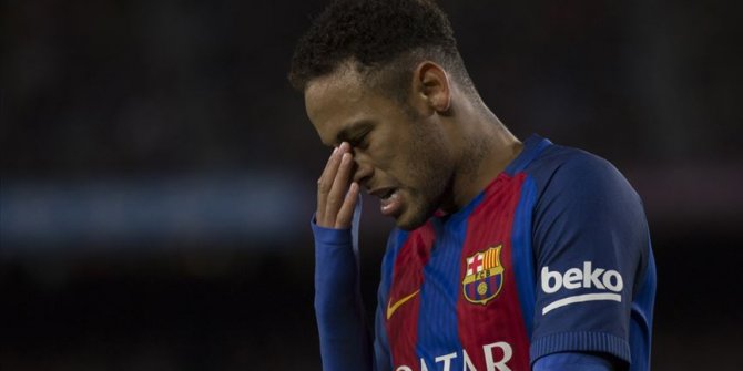 Neymar, Barcelona'ya 6,7 milyon avro ödeyecek