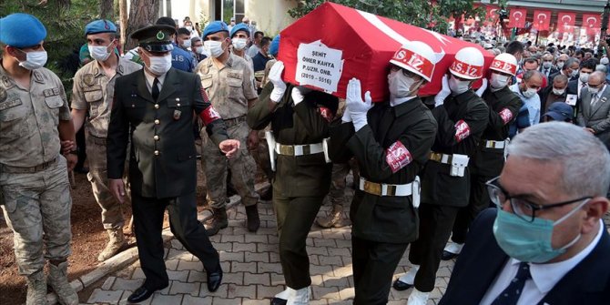 Şehit Piyade Uzman Onbaşı Ömer Kahya Kahramanmaraş'ta son yolculuğuna uğurlandı