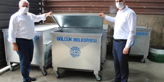 Belediye, çöp konteynerlerini üretiyor