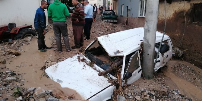 Bursa’daki sel felaketinde ölü sayısı 2'ye yükseldi
