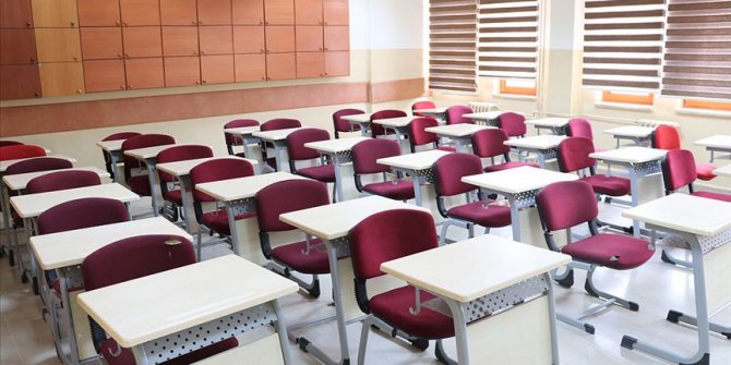 Çevre ve Şehircilik Bakanlığı 5 ilde 12 okul inşa edecek
