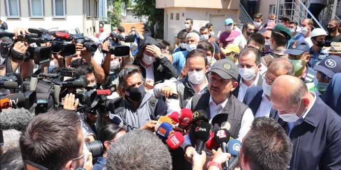 Bakan Pakdemirli: Bursa'daki selde zarar gören köylerimizle alakalı 1 milyon liraya yakın destek getirdik