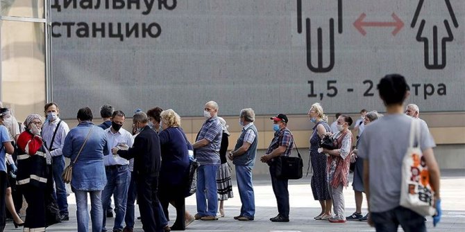 Rusya'da Kovid-19 vaka sayısı 600 bine yaklaştı