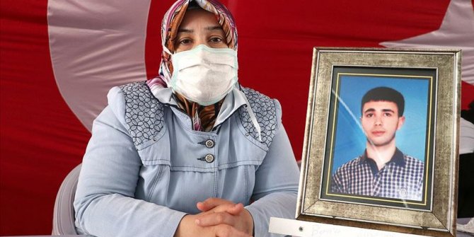 Diyarbakır annelerinden Elhaman: Ellerini evlatlarımızdan çeksinler