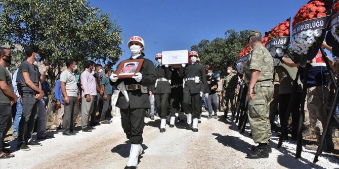 Şehit Piyade Sözleşmeli Onbaşı Durak son yolculuğuna uğurlandı