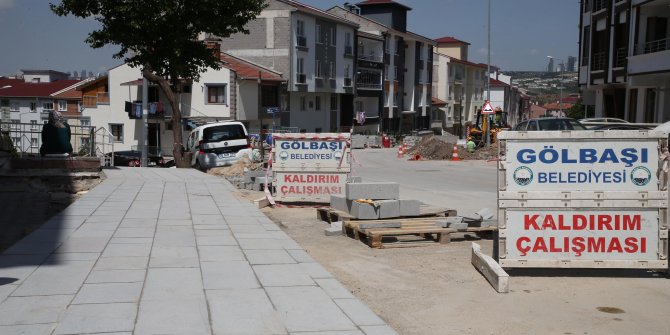 Gölbaşı Belediyesi kaldırım çalışmalarını tamamlıyor