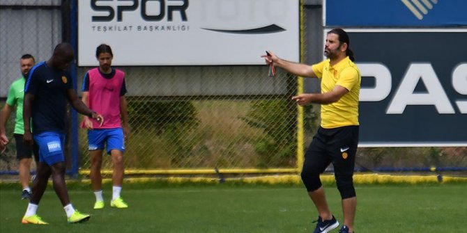 MKE Ankaragücü İbrahim Üzülmez'le ilk antrenmanını yaptı