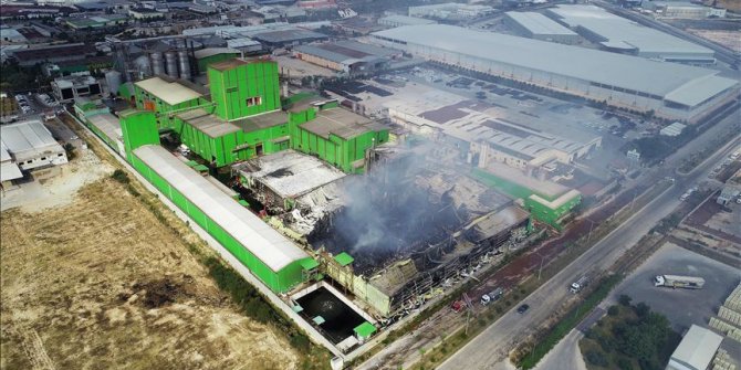 Adana'daki fabrika yangını söndürüldü