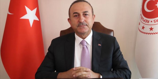 Dışişleri Bakanı Çavuşoğlu: NATO müttefiki Fransa Rusya'nın Libya'da mevcudiyetini artırmak için çaba sarf ediyor