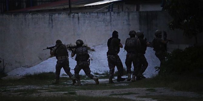 Adana'da terör örgütü DEAŞ operasyonu: 3 gözaltı