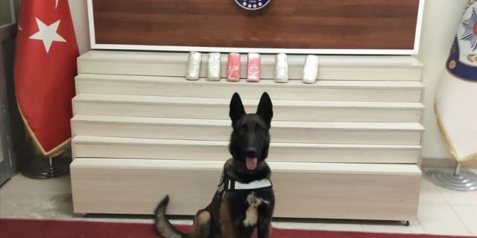 Van'da 3 kilo 178 gram eroin ele geçirildi