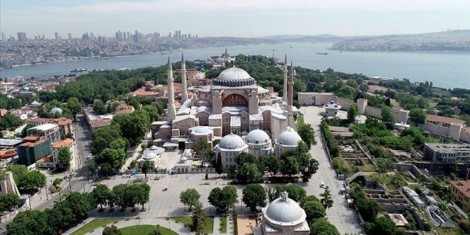 TÜGVA'dan Ayasofya'nın ibadete açılması için imza kampanyası