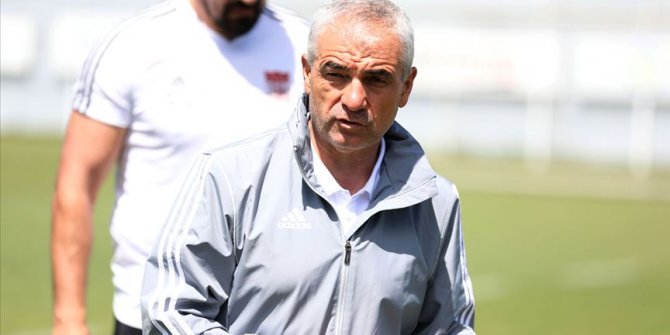 Sivasspor Teknik Direktörü Çalımbay'dan fikstür tepkisi